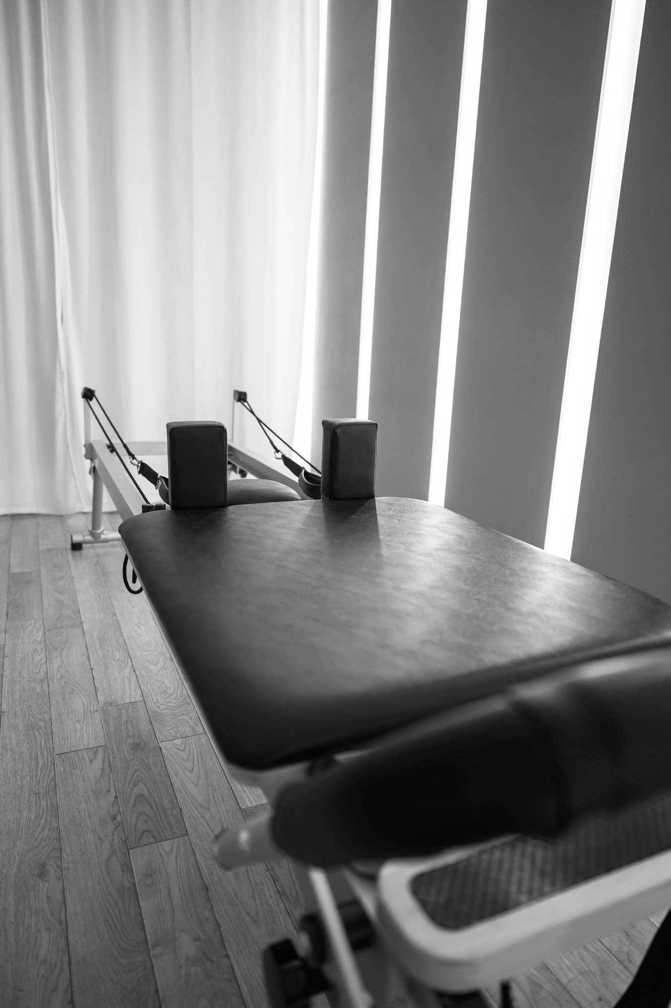 Un Reformer dans la Wellness Room de Wellness Attitude